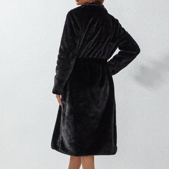 Glamorous black faux fur Coat - Picture 7 of 8
